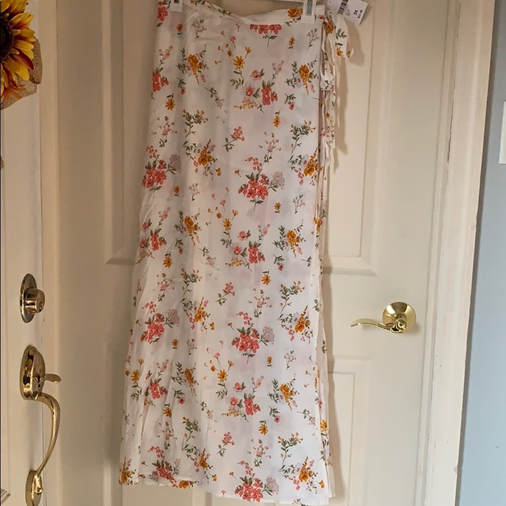 NWT Forever 21+ Wrap Skirt